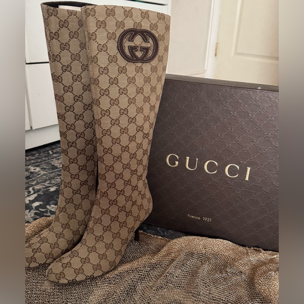 ❌❌❌SOLD‼️‼️❌❌❌Brand New Gucci Brown Monogram Knee-High Boots